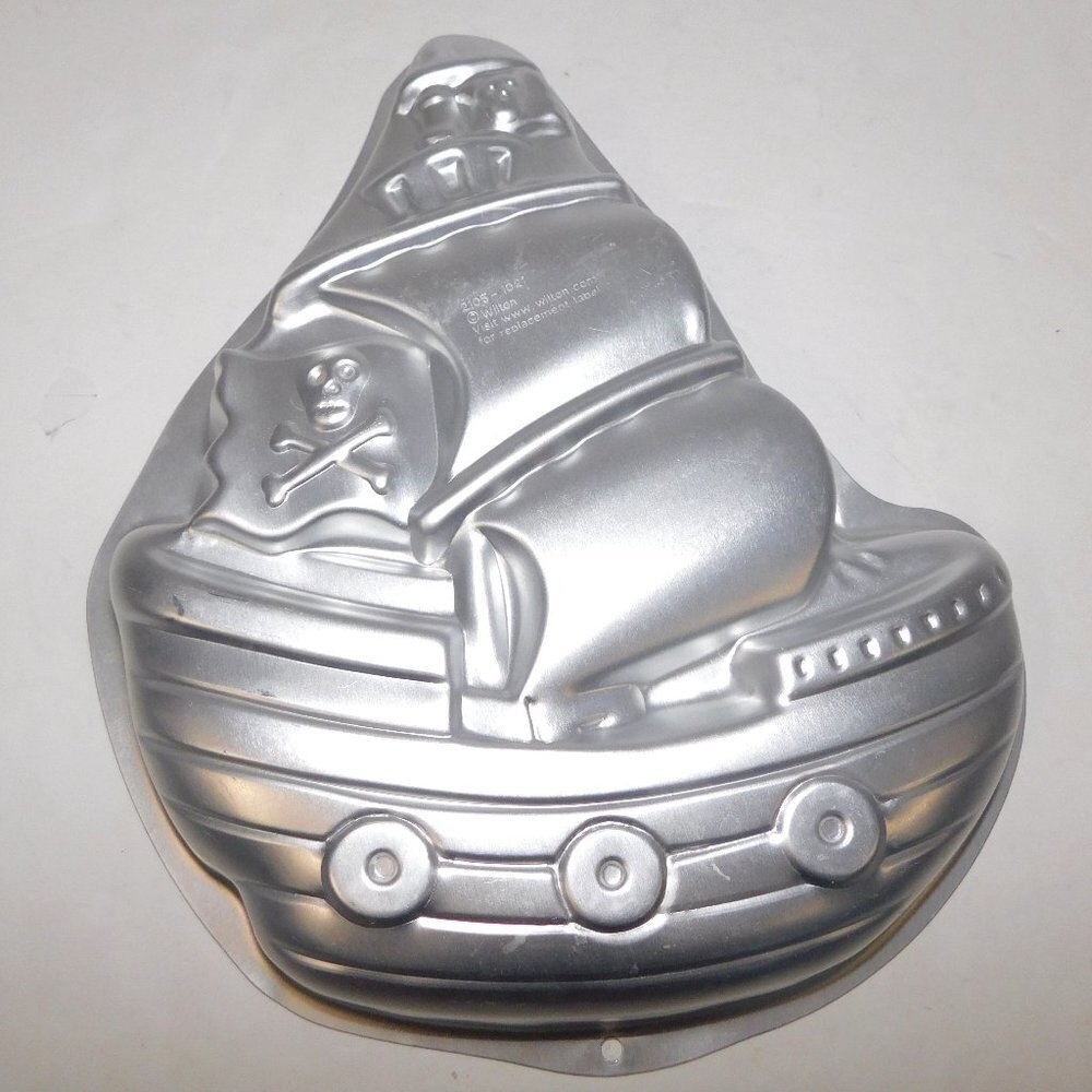 Pirate Ship Birthday Cake Pan Wilton 2105-1021